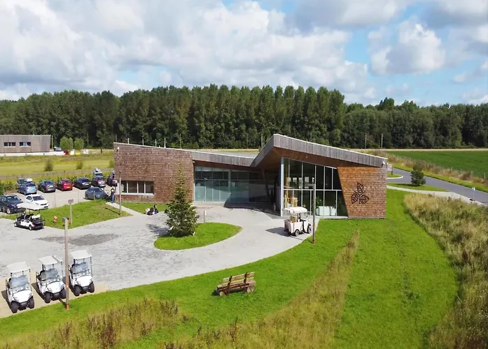 Cosy Forest Hideaway For Two Antoing